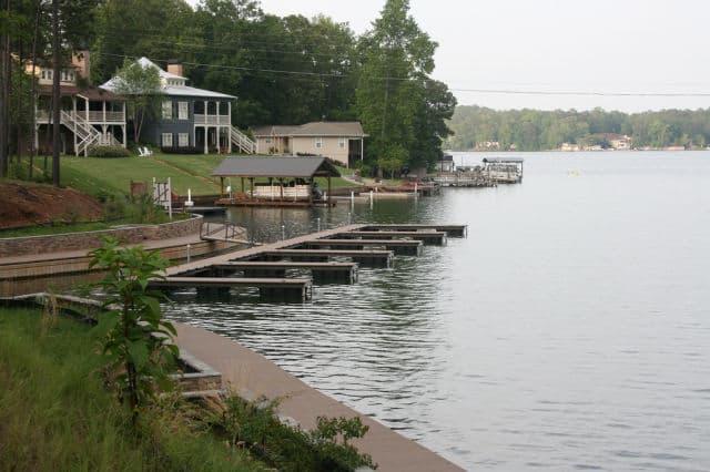 Lakefront Homes at Lake Martin