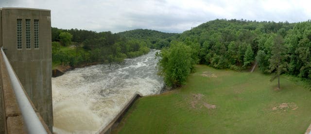 Dam at Nimrod Lake