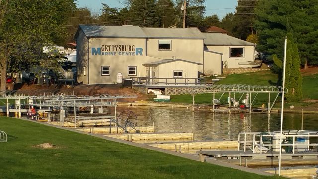 Lake Heritage Marina